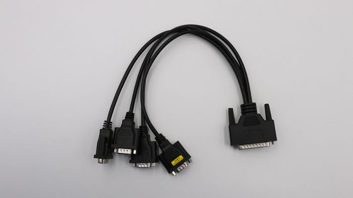 Lenovo FRU　4 Serial card cable - W125498659
