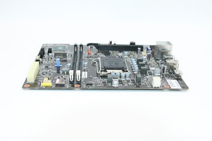 Lenovo Intel CoffeLake B360, NO DPK - W125500208
