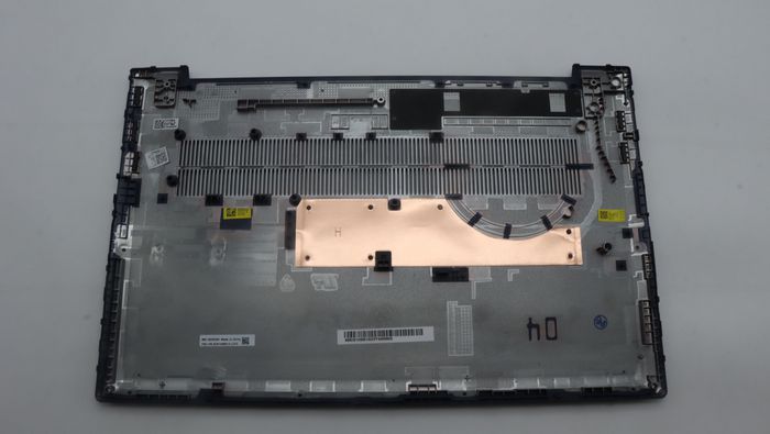 Lenovo COVER Lower Case L 82SF PC AB DIS - W126880724