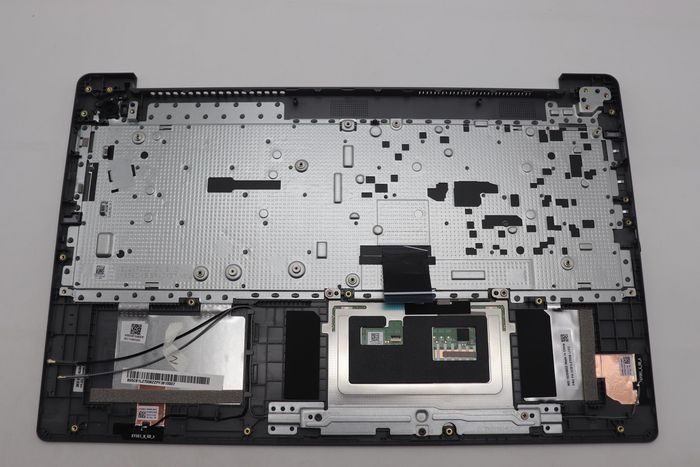 Lenovo COVER Upper Case ASM_EURO ENG L82XQAGNBL - W128161361