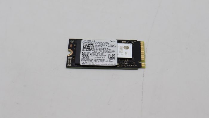 5SS1J53552, Lenovo M.2 2242 PCIe G4 x4 SSD, 512GB capacity, QLC