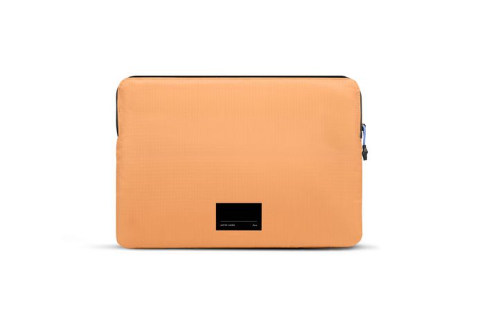 Native Union Air Sleeve For Macbook 16", Apricot Crush - W128455438