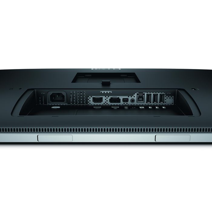 Dell 81.3cm (32") 4K Ultra HD 3840 x 2160 LED IPS, 16:9, 300cd/m², 1.073B, 8ms, 178°/178°, 1000:1 - W124322124