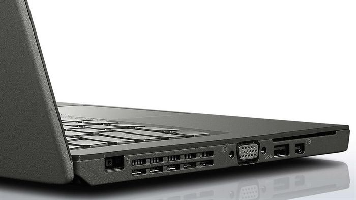 Lenovo Intel Core i5-4210U (1.7 GHz), 8GB DDR3L SDRAM, 256GB SSD, 12.5" LED HD (1366x768), Intel HD Graphics 4400, Gigabit Ethernet, Wi-Fi 802.11 ac/abgn, Bluetooth 4.0, HD Webcam, Windows 7 Professional 64-bit/Windows 8.1 Pro - W124805095