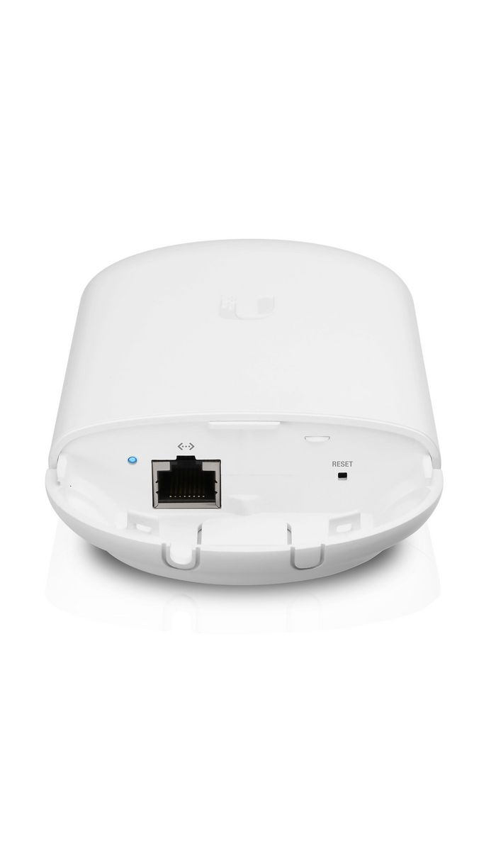 Ubiquiti NanoStation AC Loco, 10/100/1000 Mbps Ethernet Port, Atheros MIPS 74Kc, 560 MHz, 64 MB DDR2, PoE Injector not included - W124961942