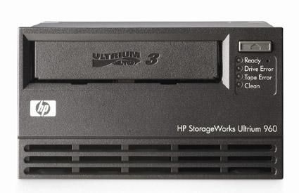 Hewlett Packard Enterprise Ultrium 960 internal SCSI tape drive (Carbonite Black) - LTO-3 with 400GB native capacity (800MB compressed), 64MB buffer, and data transfer rate of 160MB/sec - W125071629