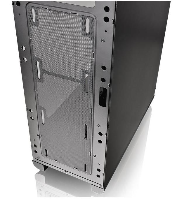 ThermalTake Mid Tower, 6.7” x 6.7” (Mini ITX),9.6” x 9.6” (Micro ATX),12” x 9.6” (ATX), USB 3.0 x 2, USB 2.0 x 1, HD Audio x 1 - W125246675