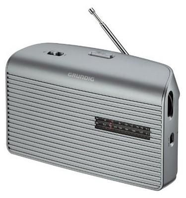 Grundig Music 60 - FM/AM Radio, Headphone jack, 4x1.5V baby cells, 230V, Silver - W124855074