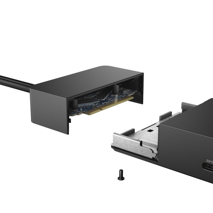 Dell USB C 3.1, 3 x USB A 3.1, 1 x USB C/ DisplayPort, Audio, 2 x DisplayPort 1.4, HDMI 2.0b, RJ-45, 210W - W125248041