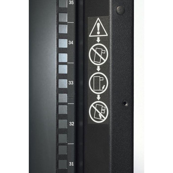 APC NetShelter SX 42U 750mm Wide x 1070mm Deep Enclosure with Sides Black - W124945389